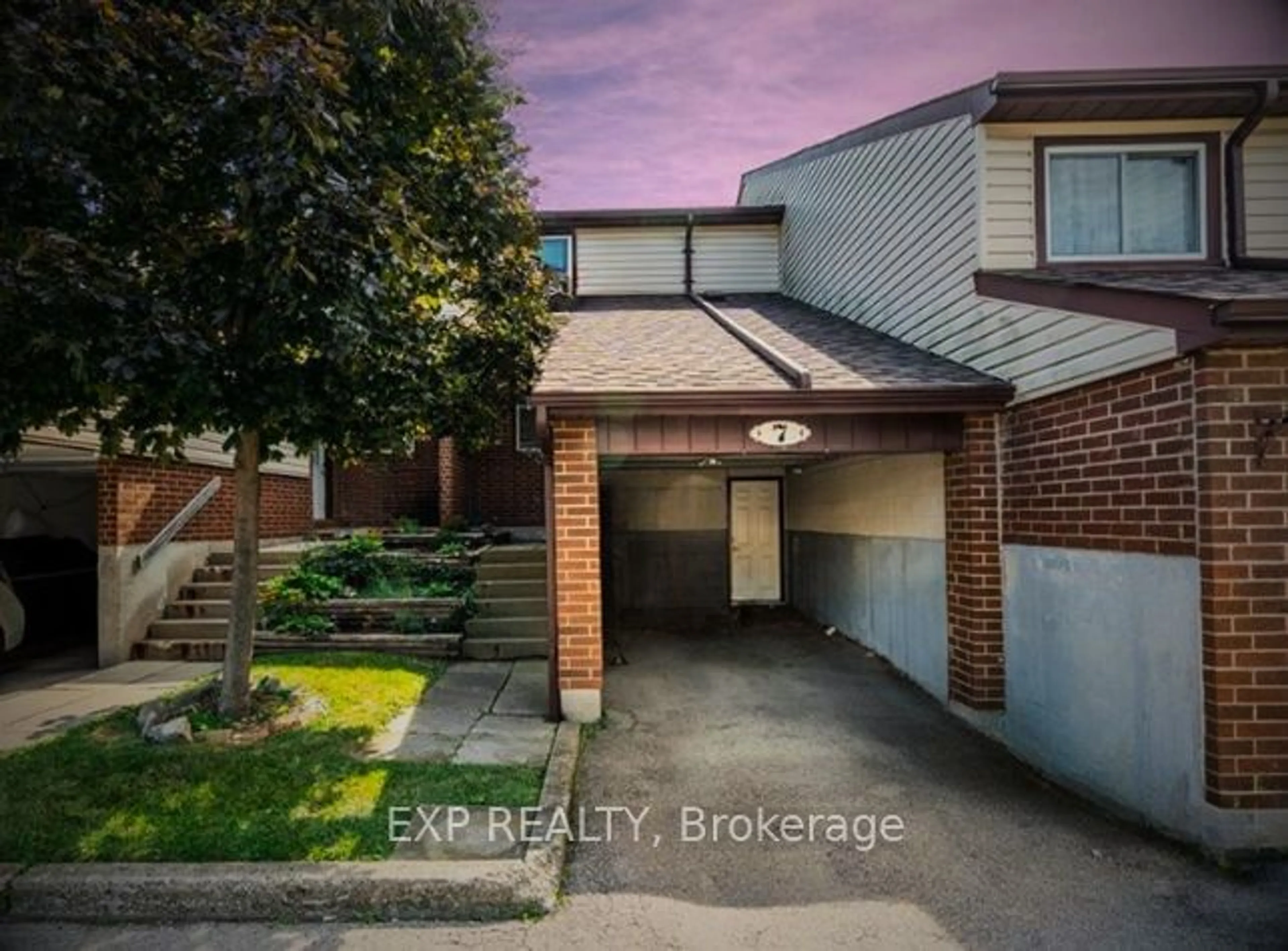 A pic from outside/outdoor area/front of a property/back of a property/a pic from drone, street for 910 Limeridge Rd #7, Hamilton Ontario L8W 1N9