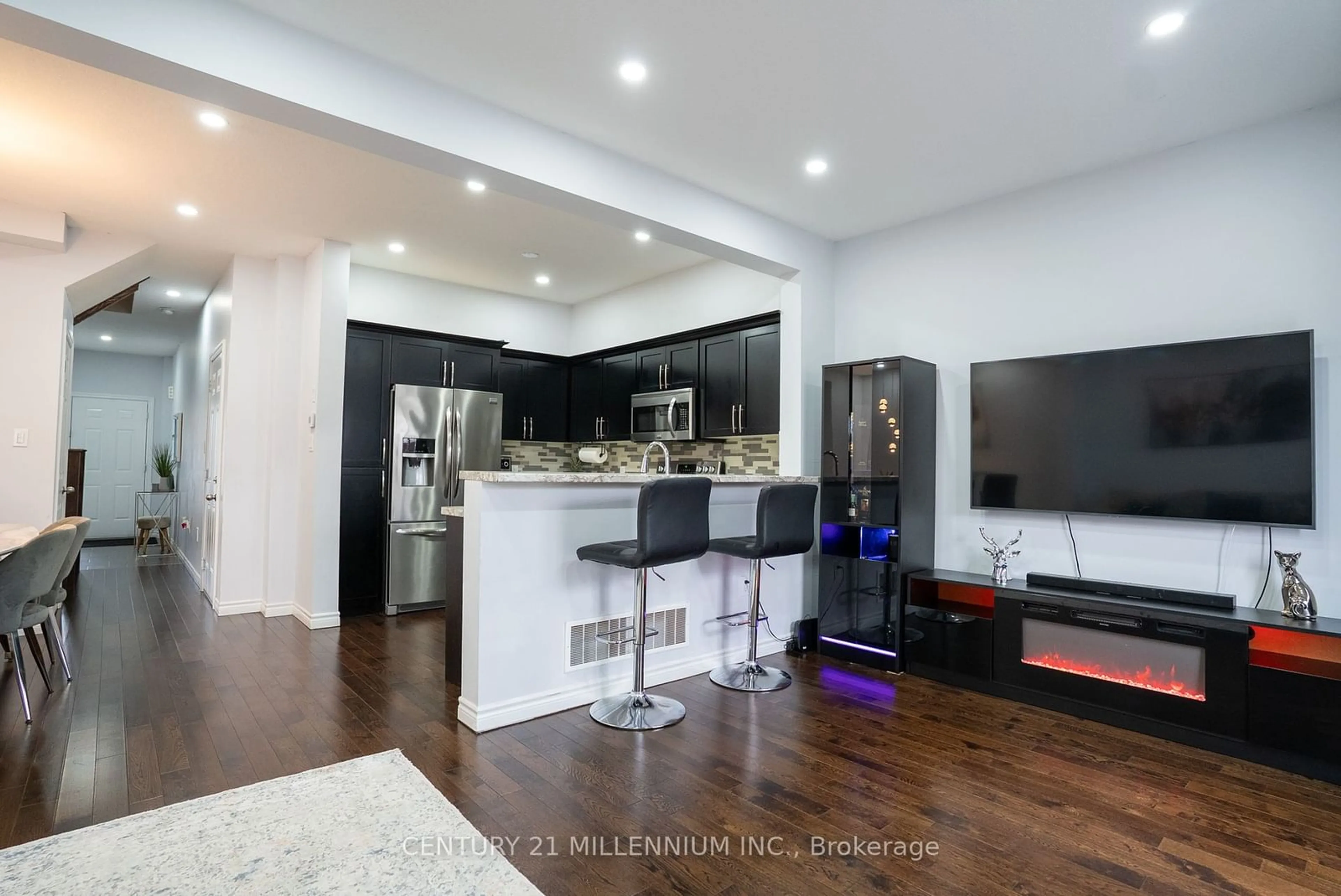 Open concept kitchen, unknown for 9 Hampton Brook Way #62, Hamilton Ontario L0R 1W0