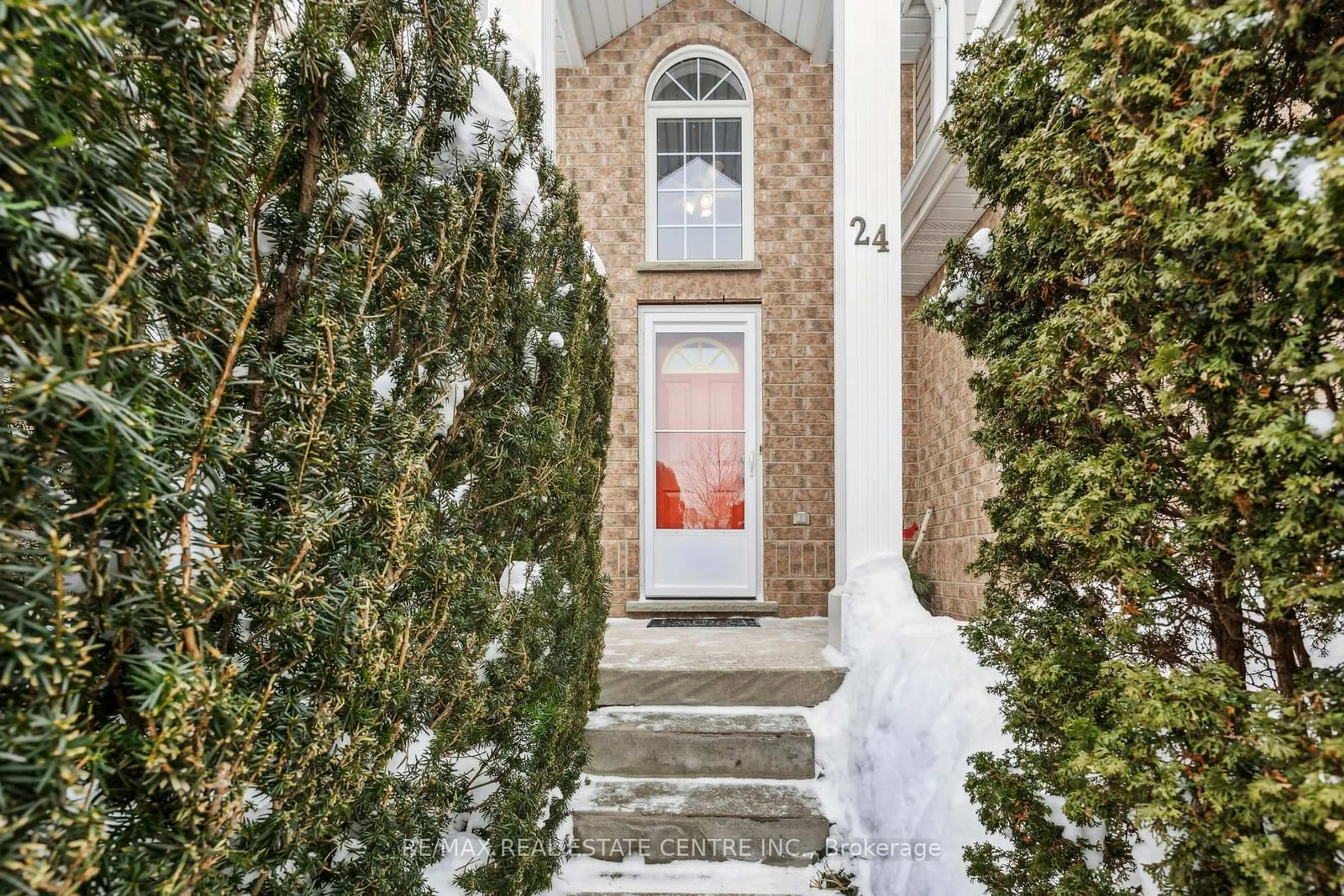 Indoor entryway for 24 Waxwing Cres, Guelph Ontario N1C 1E1