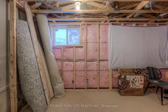 Additional property image - 91 Pony Way