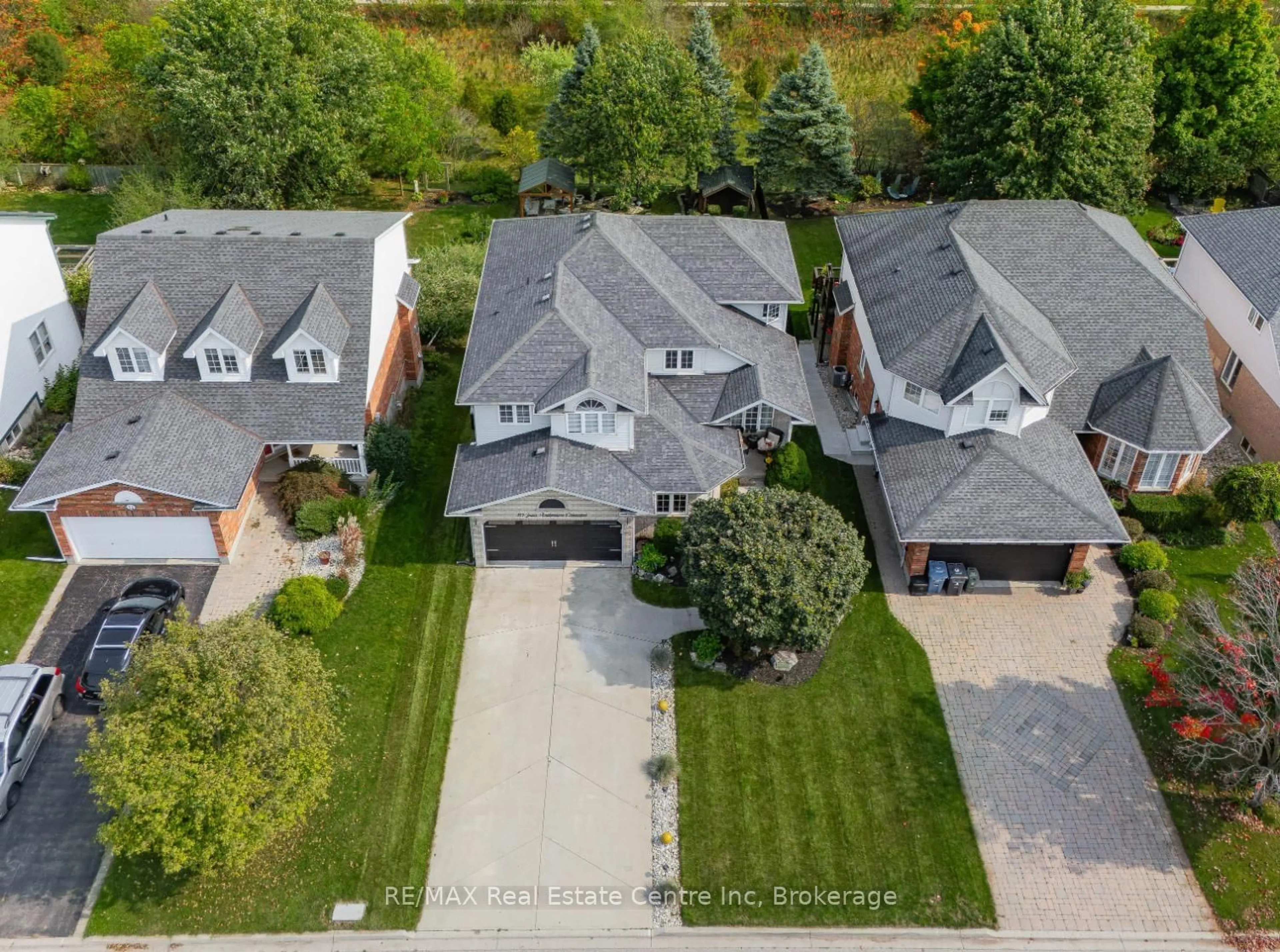 A pic from outside/outdoor area/front of a property/back of a property/a pic from drone, street for 10 Jean Anderson Cres, Guelph Ontario N1G 5A6