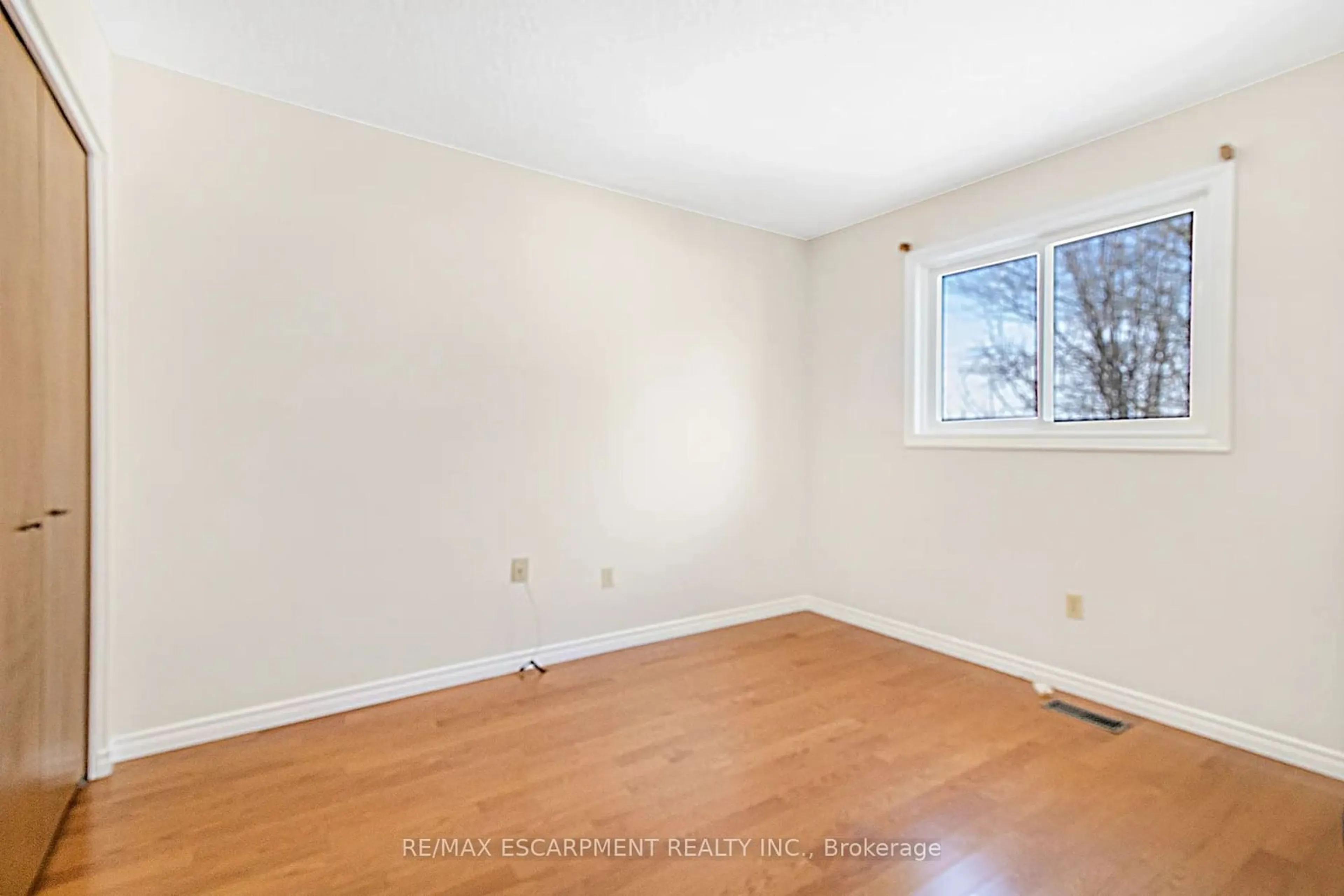 A pic of a room for 50 Fieldgate Dr, Brantford Ontario N3P 1H4