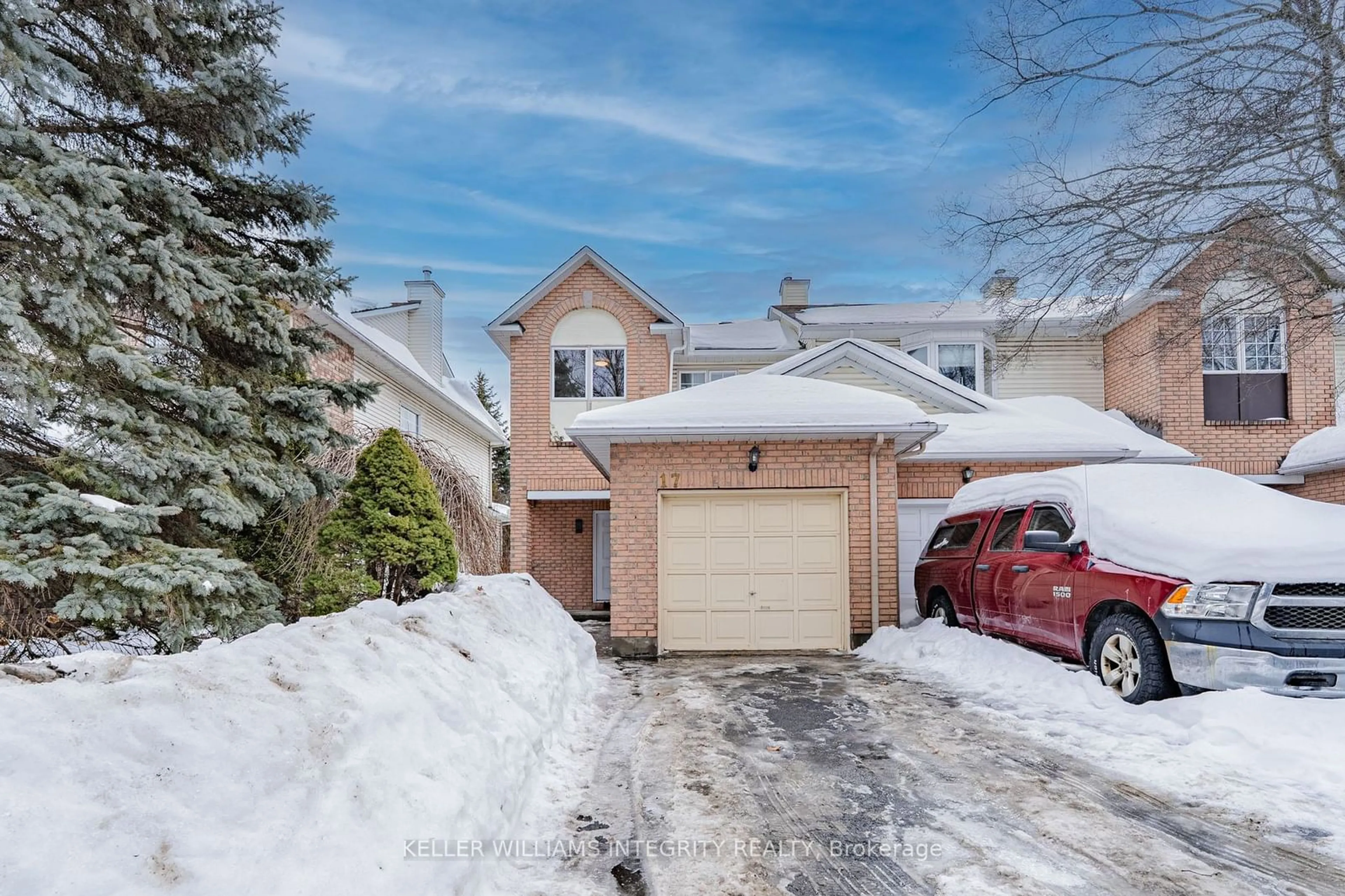 A pic from outside/outdoor area/front of a property/back of a property/a pic from drone, street for 17 Jackman Terr, Kanata Ontario K2L 4E2