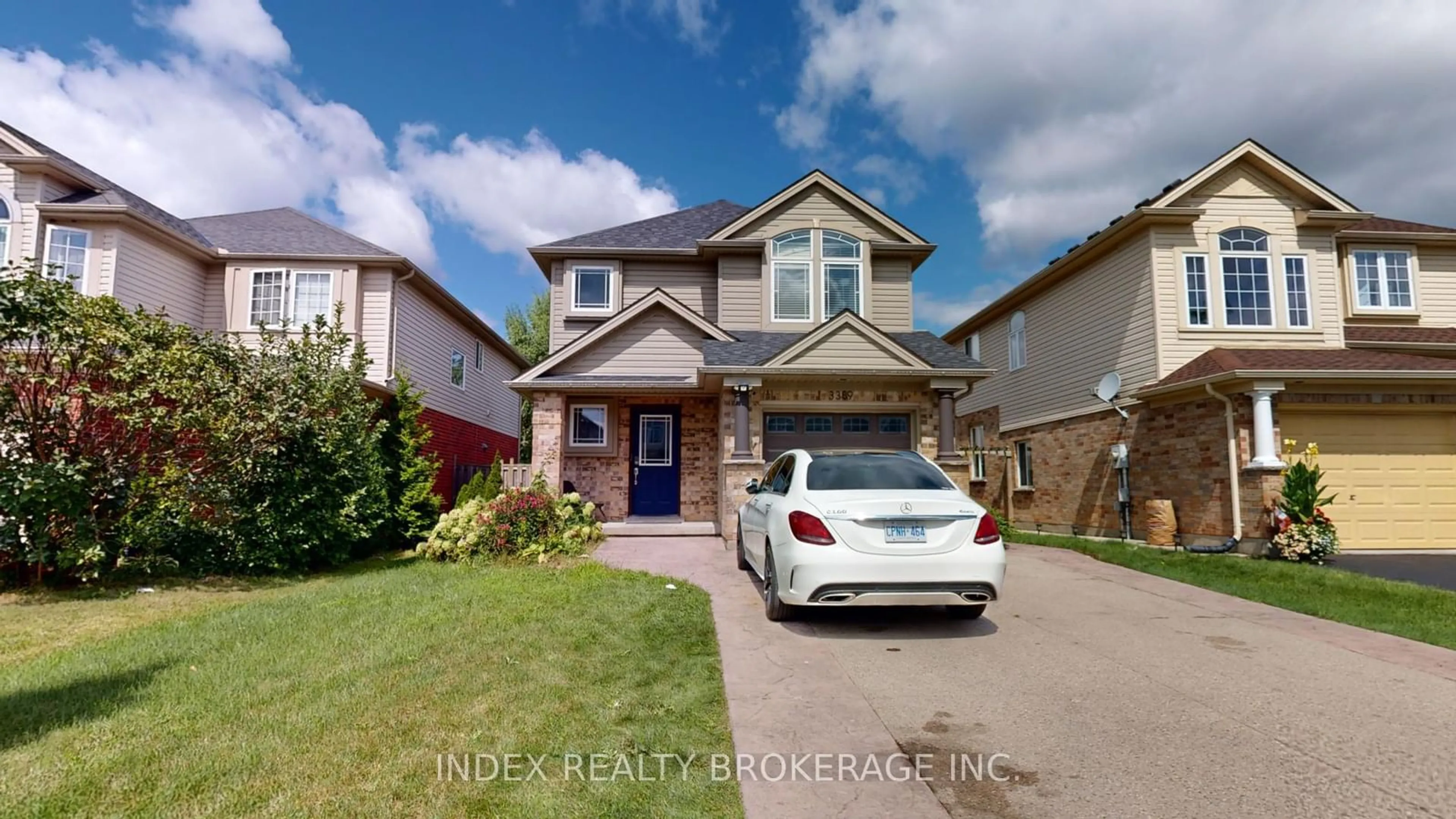 Home with vinyl exterior material, street for 3389 Georgeheriot Lane, London Ontario N6L 0A5