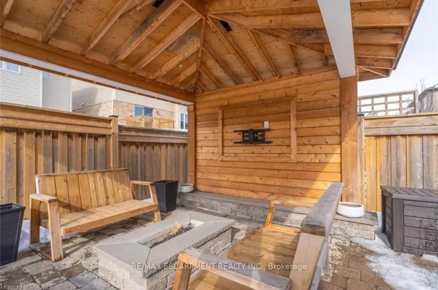 Additional property image - 209 JOHN FREDERICK Dr