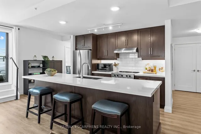 Additional property image - 30 Hamilton St Unit 703