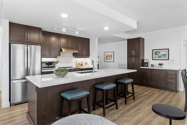 Additional property image - 30 Hamilton St Unit 703
