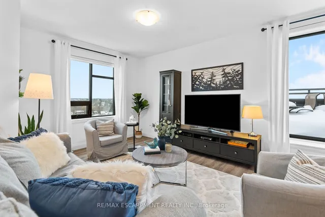 Additional property image - 30 Hamilton St Unit 703