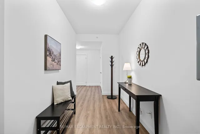 Additional property image - 30 Hamilton St Unit 703