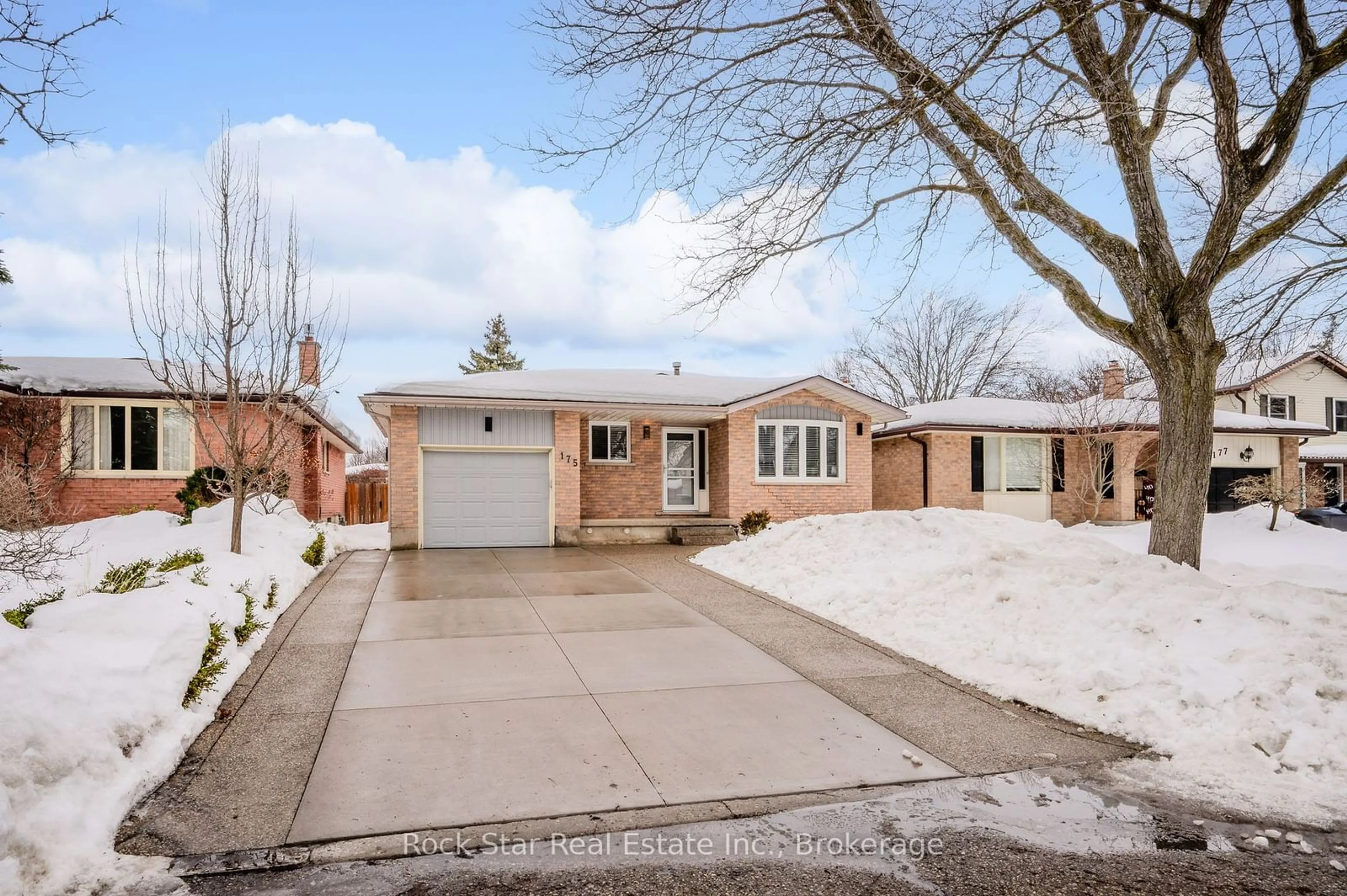 Home with brick exterior material, street for 175 Sunpoint Cres, Waterloo Ontario N2V 1T6