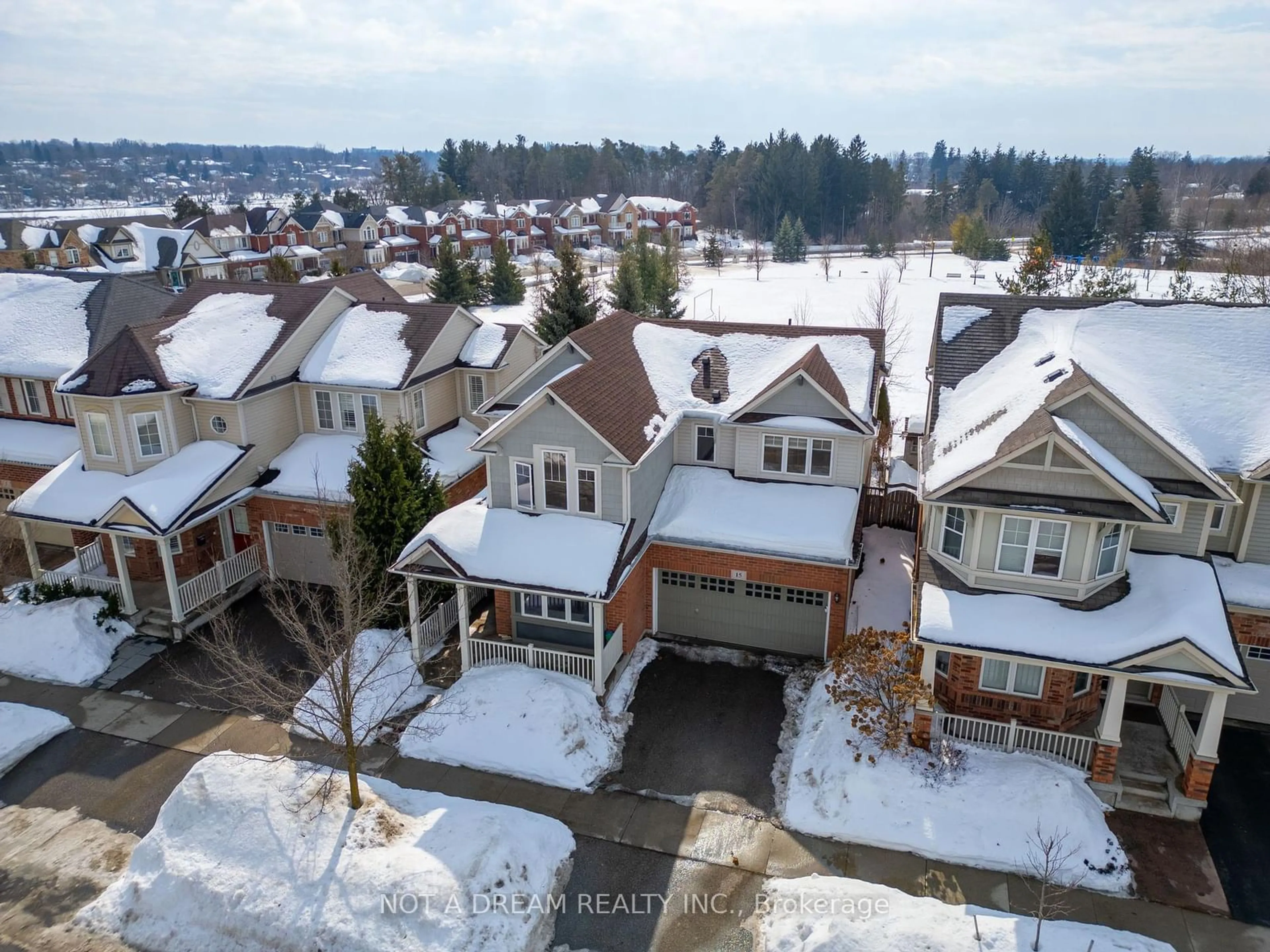 A pic from outside/outdoor area/front of a property/back of a property/a pic from drone, unknown for 15 Silverthorne Dr, Cambridge Ontario N3C 0B4