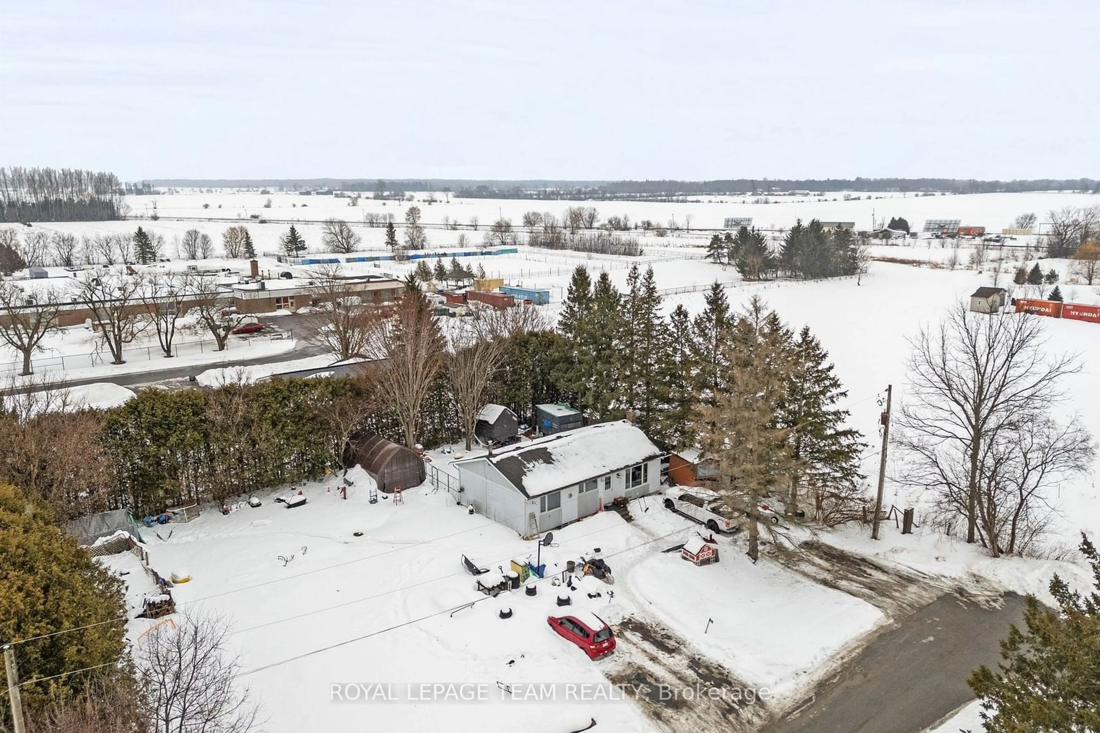 A pic from outside/outdoor area/front of a property/back of a property/a pic from drone, unknown for 103 Leland St, Carp - Dunrobin - Huntley - Fitzroy and Area Ontario K0A 2H0