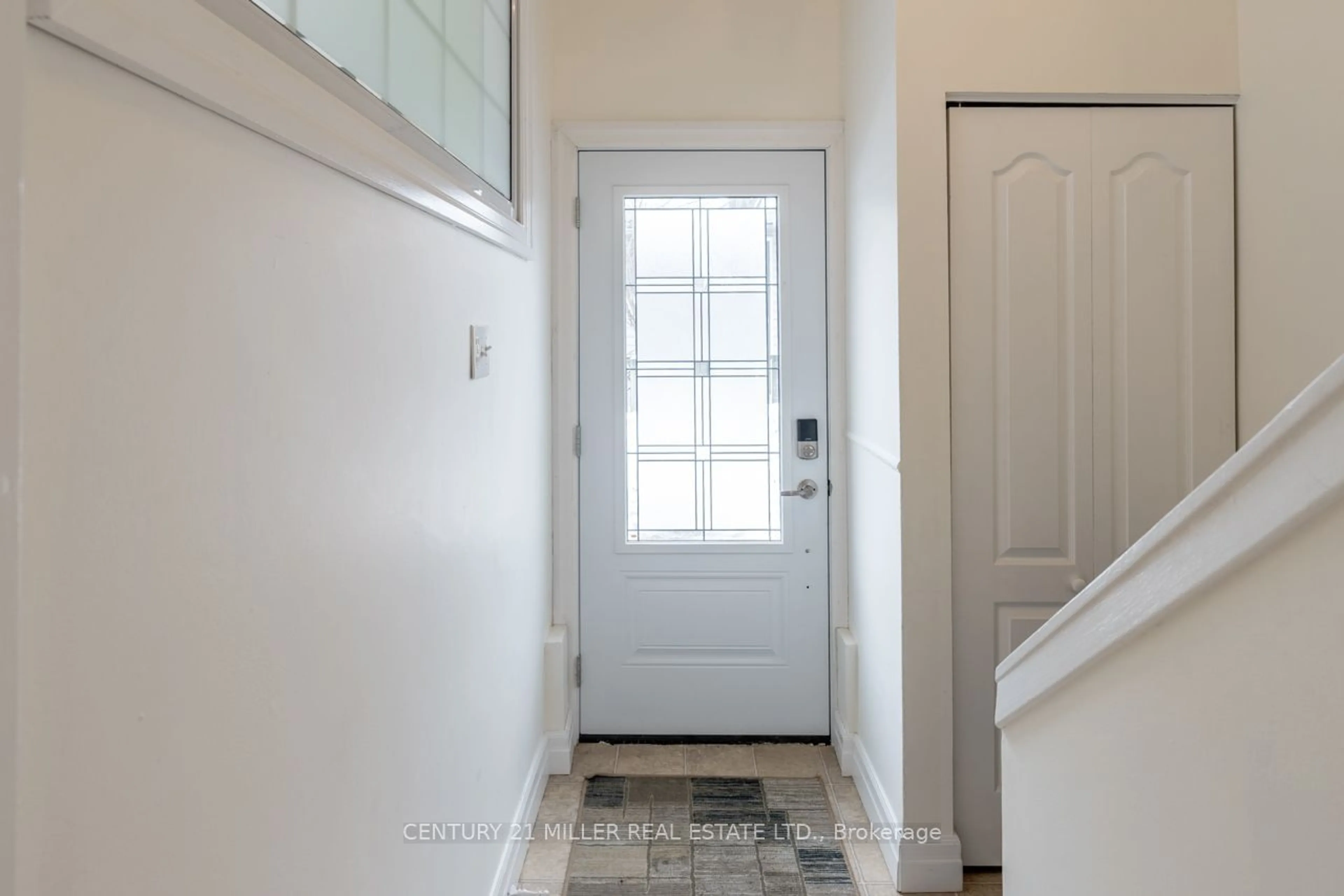 Indoor entryway for 88 Mountford Dr, Guelph Ontario N1E 6G2