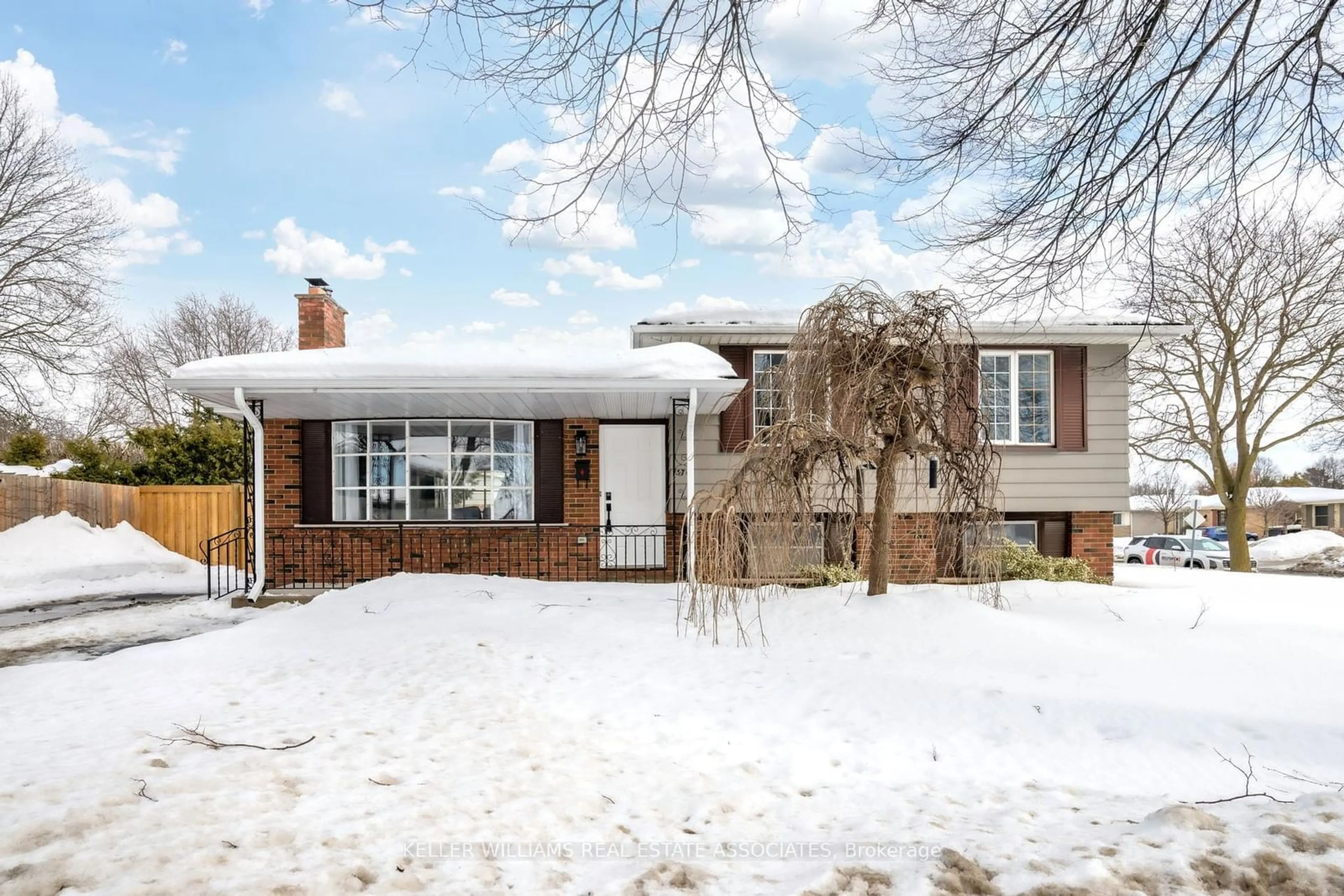 Home with brick exterior material, street for 370 Ferndale Ave, London Ontario N6C 2Y8