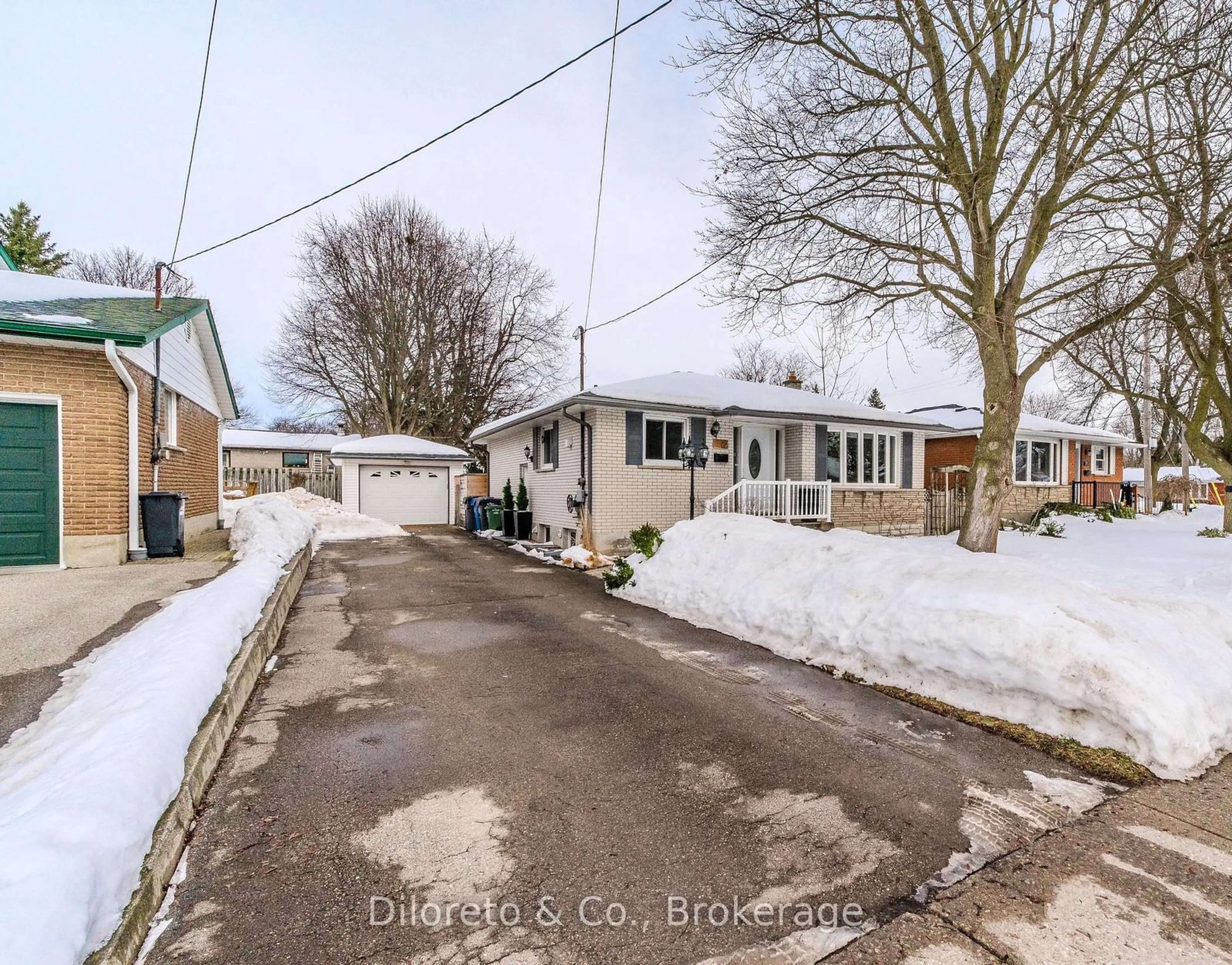 A pic from outside/outdoor area/front of a property/back of a property/a pic from drone, street for 79 Elginfield Dr, Guelph Ontario N1E 4E8