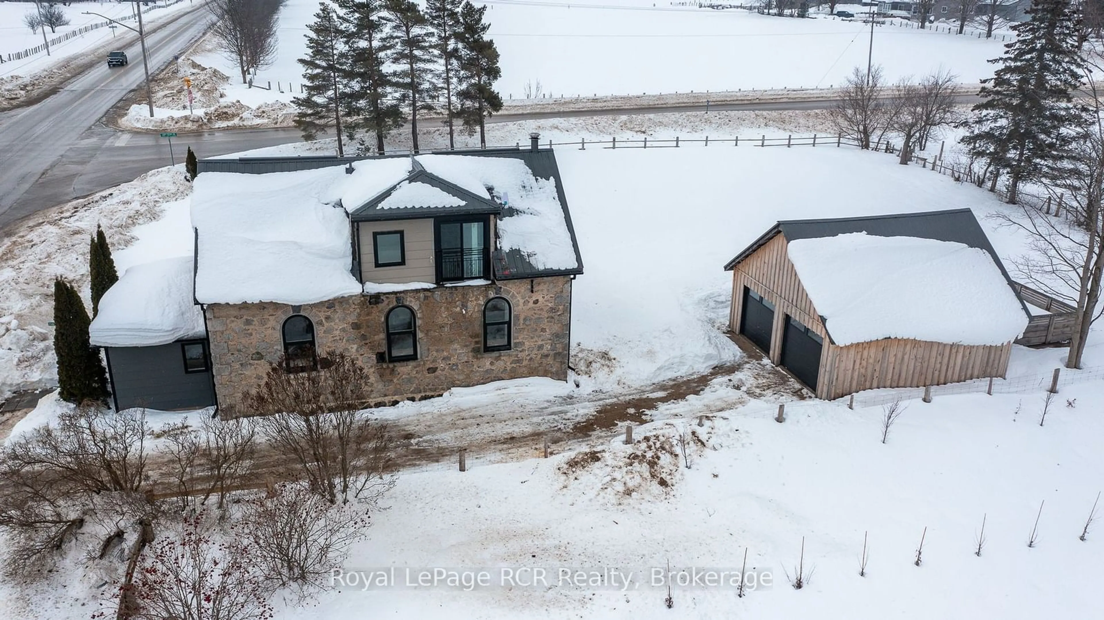 A pic from outside/outdoor area/front of a property/back of a property/a pic from drone, unknown for 116190 Grey Road 3, Chatsworth Ontario N0H 1K0