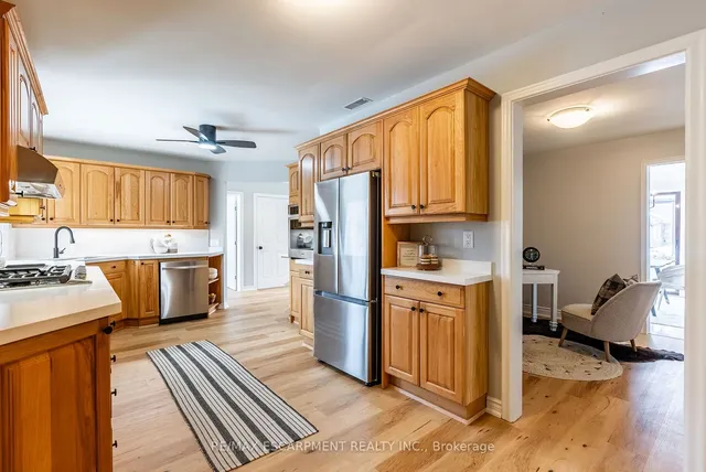 Additional property image - 1335 #8 High
