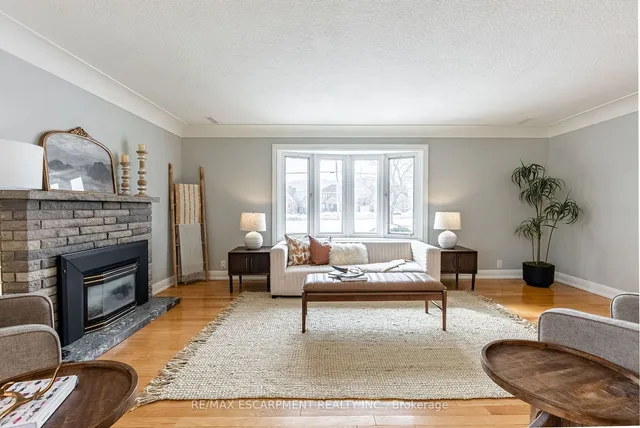 Additional property image - 1335 #8 High