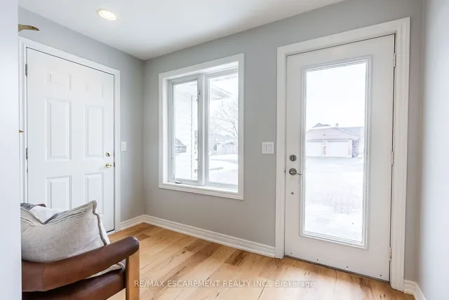 Additional property image - 1335 #8 High