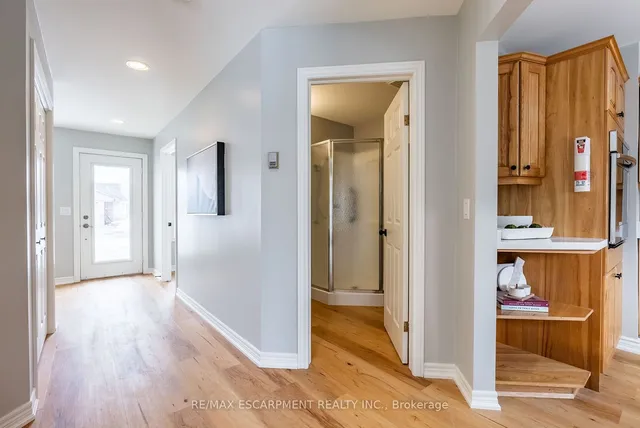Additional property image - 1335 #8 High