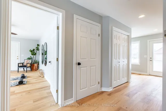 Additional property image - 1335 #8 High