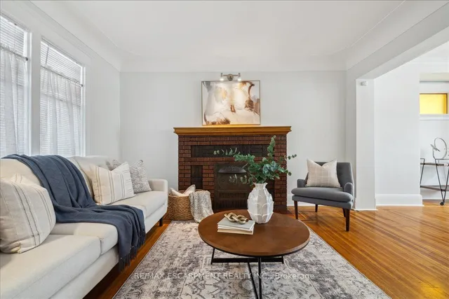 Additional property image - 100 Balmoral Ave
