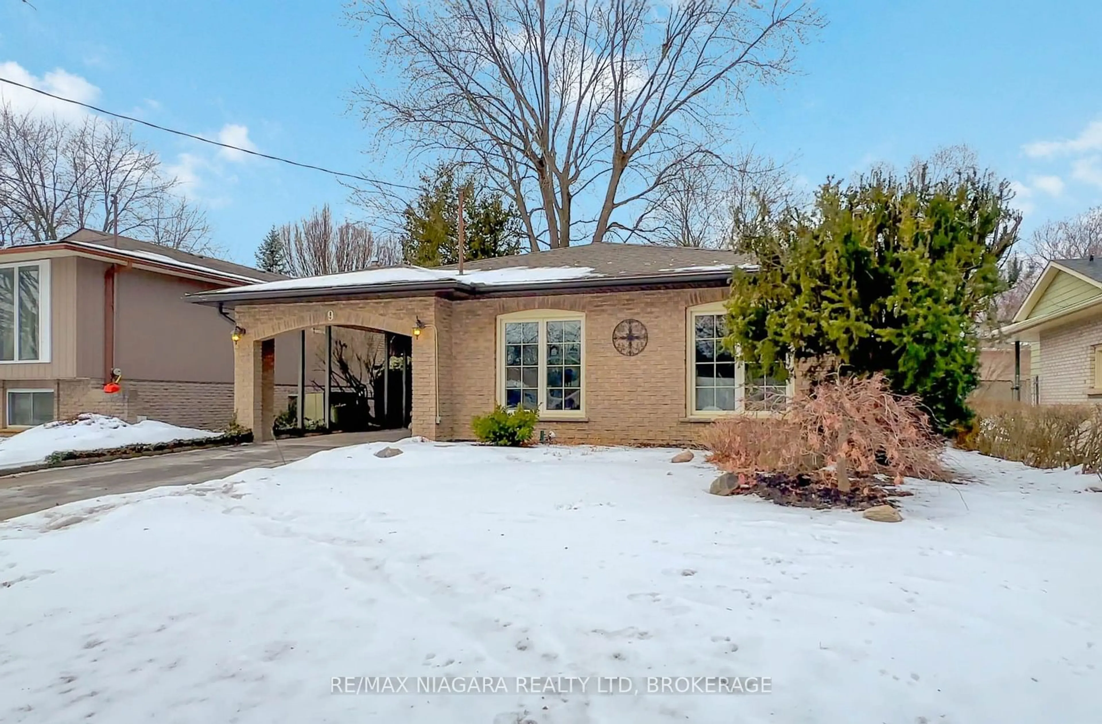 Home with brick exterior material, street for 9 Shoreline Dr, St. Catharines Ontario L2N 3V7