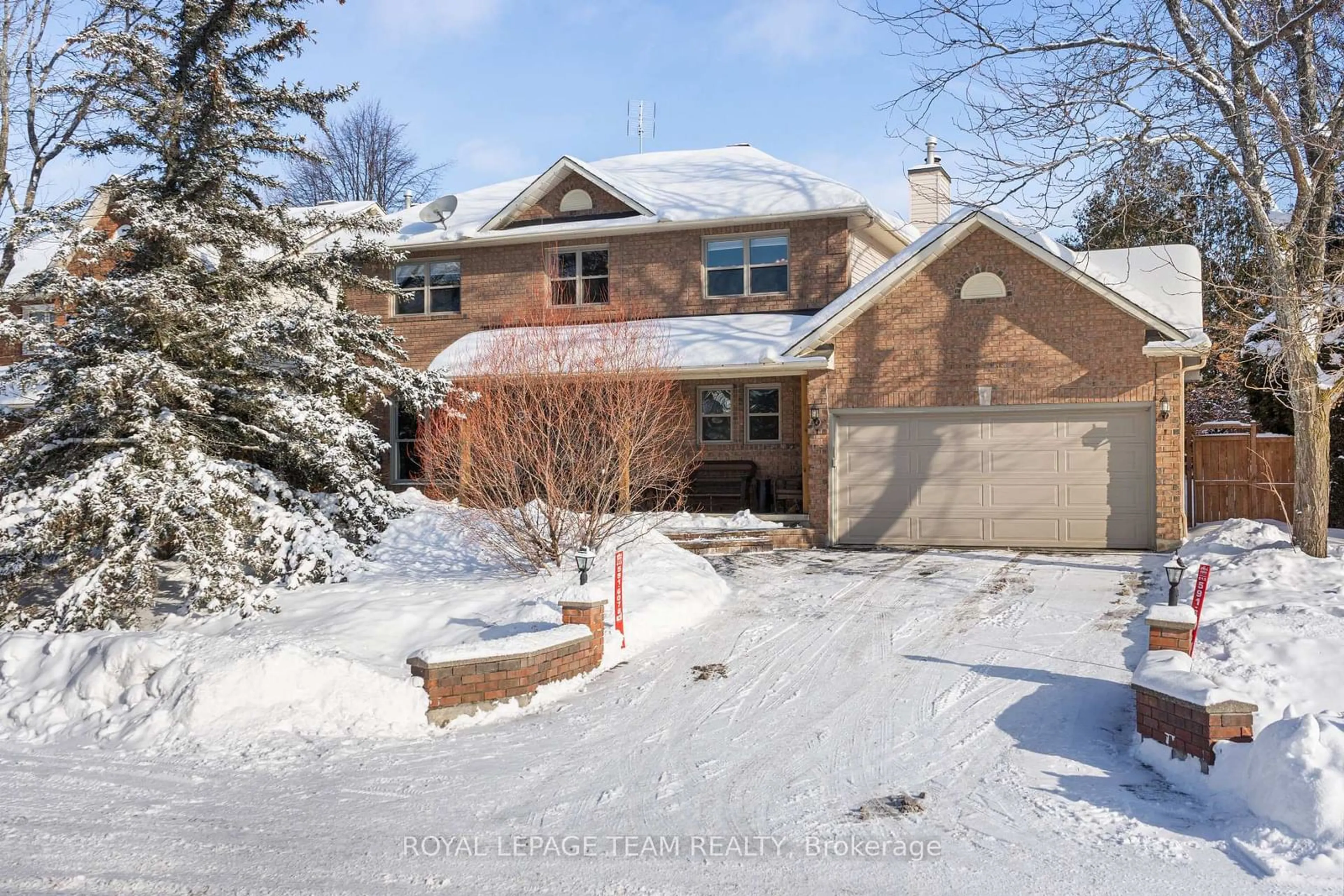 Home with brick exterior material, street for 138 Lanigan Cres, Stittsville - Munster - Richmond Ontario K2S 1G9