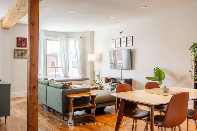 Additional property image - 71 Clyde St