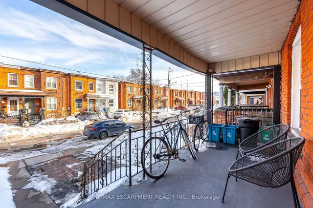 Additional property image - 71 Clyde St