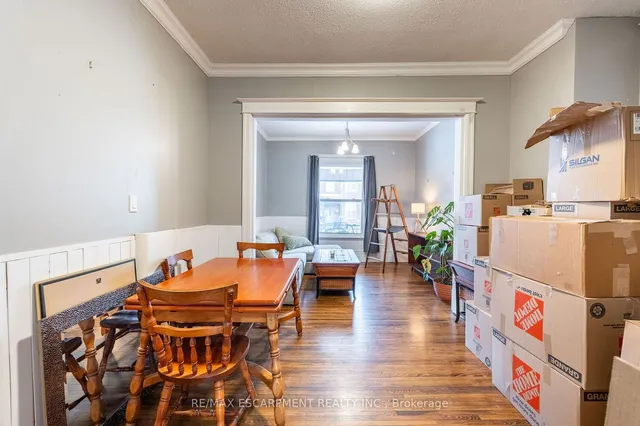 Additional property image - 71 Clyde St