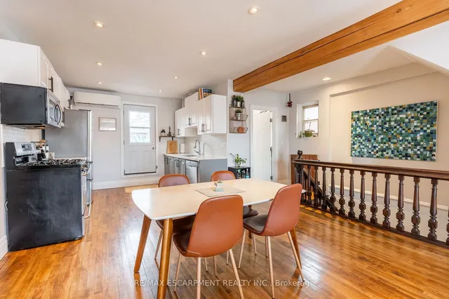 Additional property image - 71 Clyde St