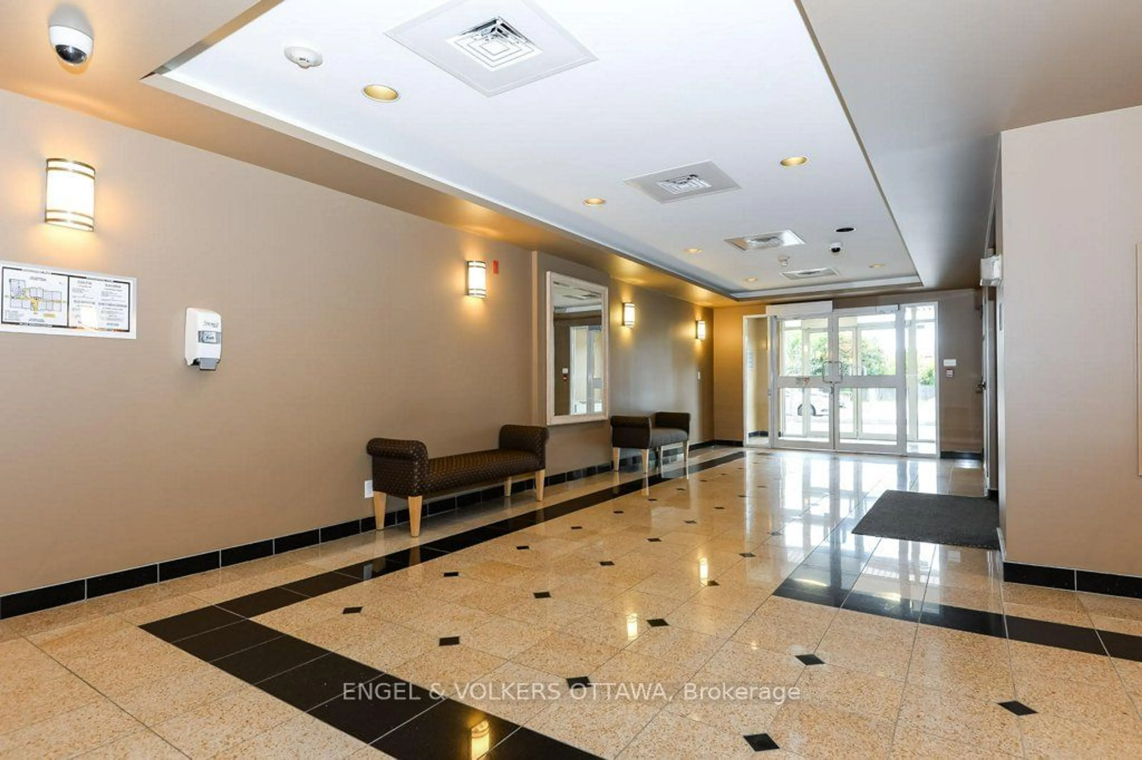 Lobby for 120 Grant Carman Dr #606, Cityview - Parkwoods Hills - Rideau Shore Ontario K2E 1C8