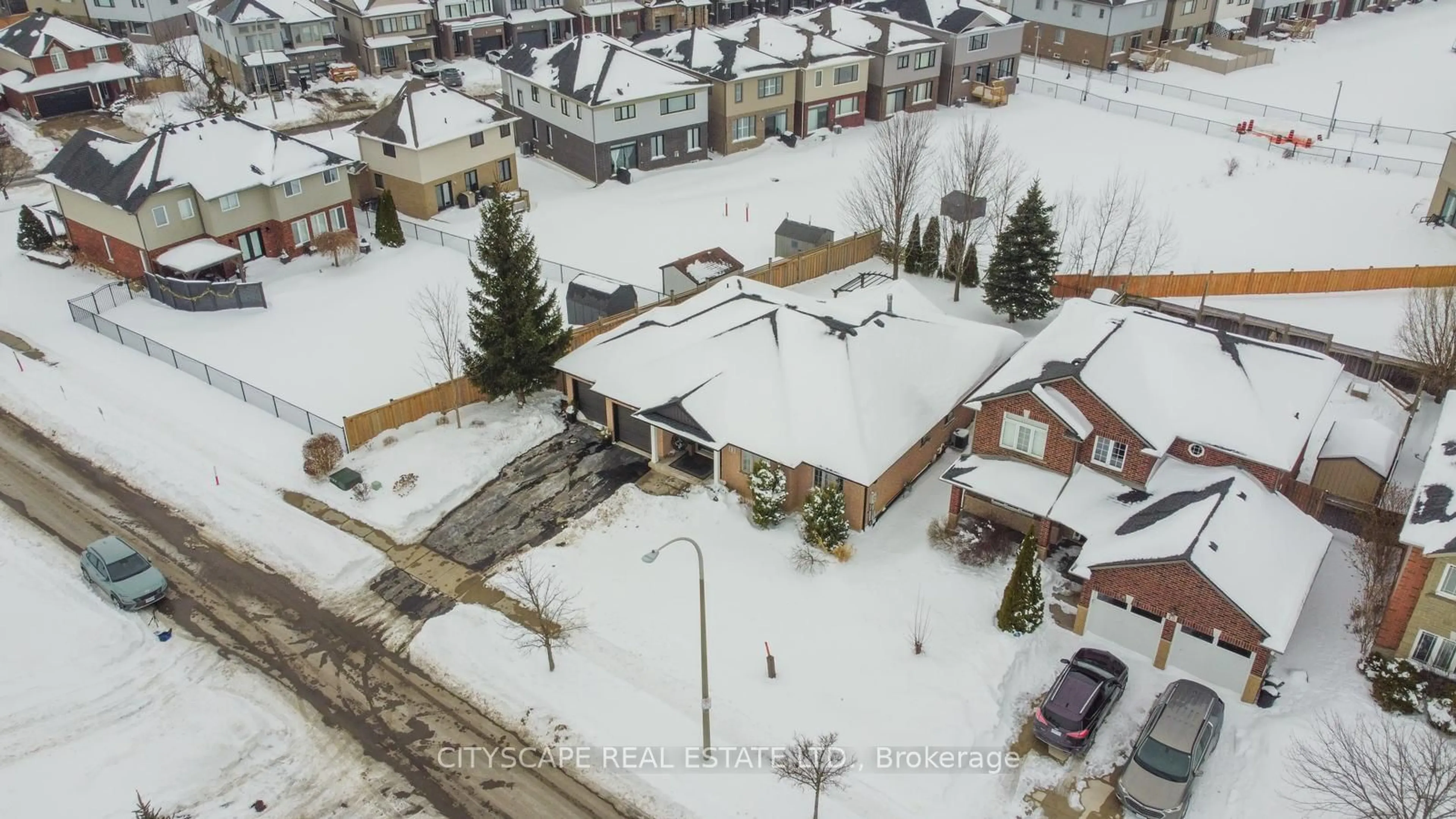 A pic from outside/outdoor area/front of a property/back of a property/a pic from drone, street for 11 Penfold Crt, Hamilton Ontario L0R 1W0