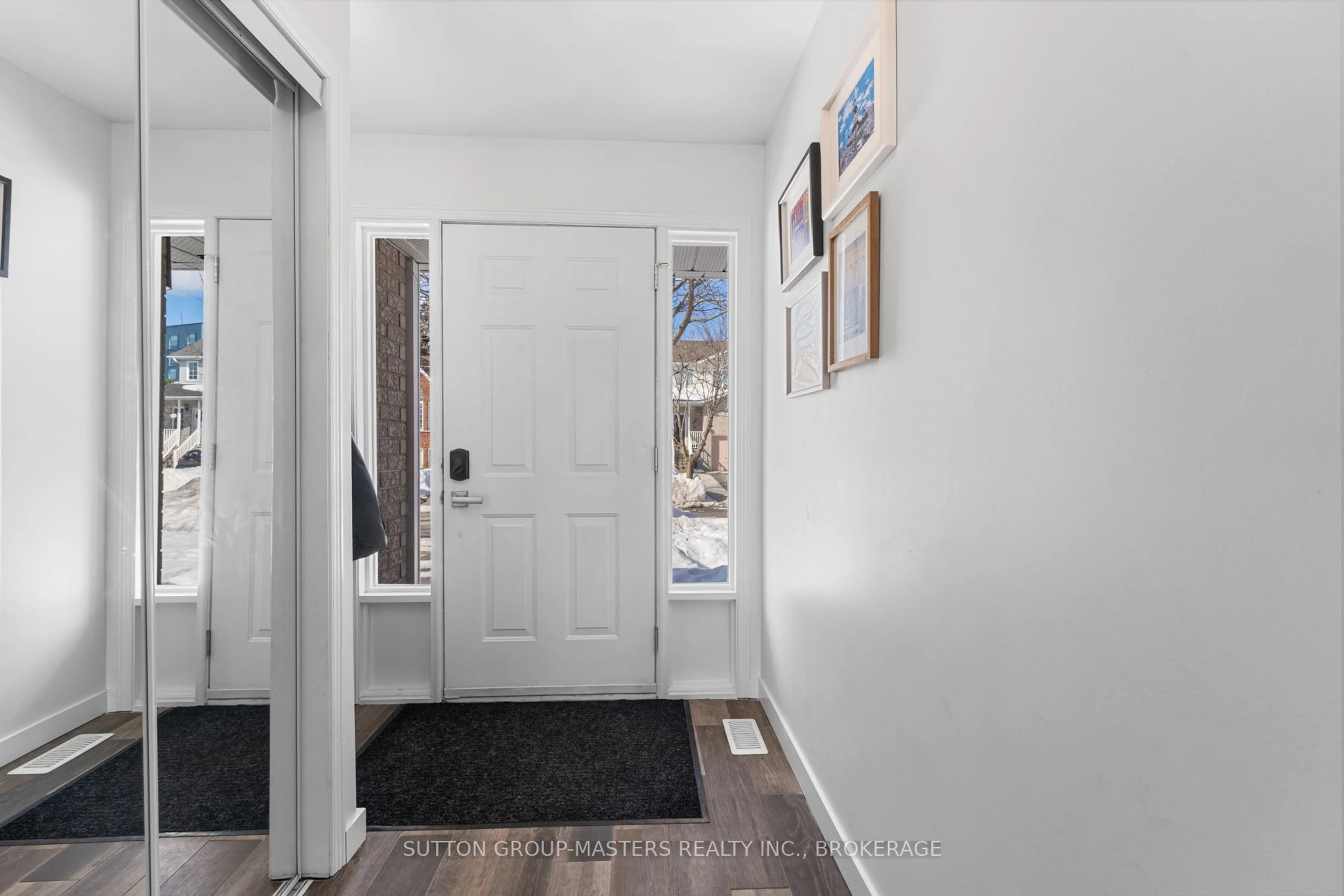 Indoor entryway for 523 Freeman Cres, Kingston Ontario K7K 7H5