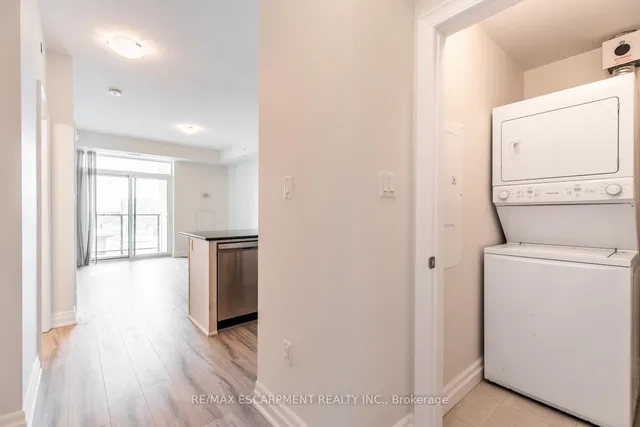 Additional property image - 125 Shoreview Pl Unit 510