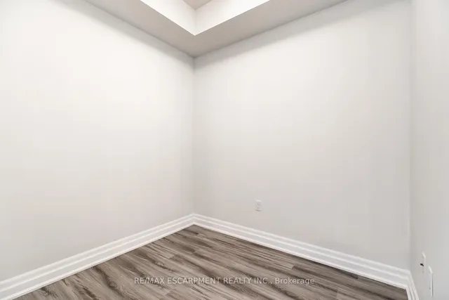 Additional property image - 125 Shoreview Pl Unit 510
