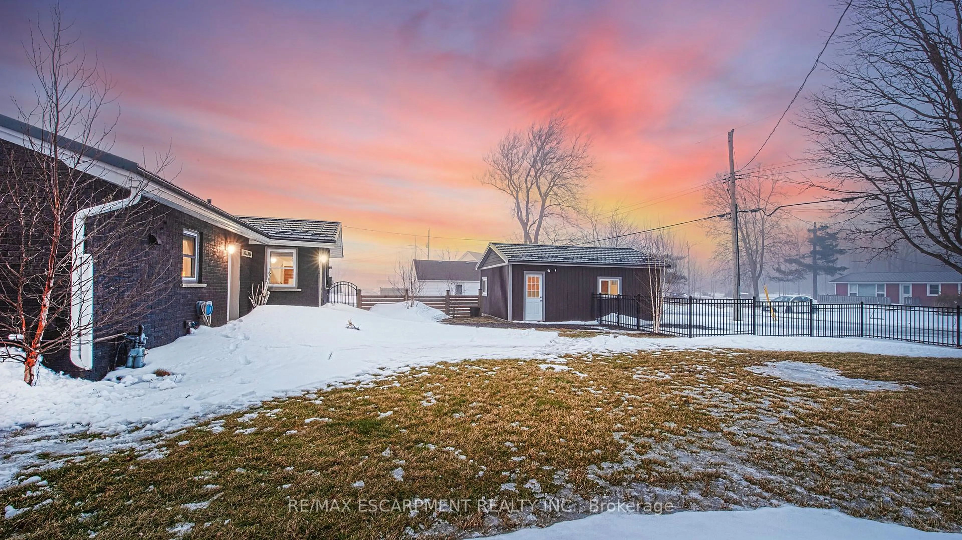 A pic from outside/outdoor area/front of a property/back of a property/a pic from drone, unknown for 11495 Cook Lane, Wainfleet Ontario L0S 1V0