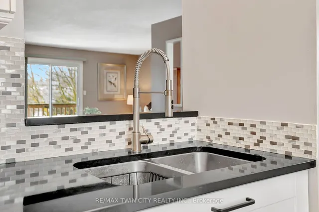 Additional property image - 205 Highland Cres Unit 8
