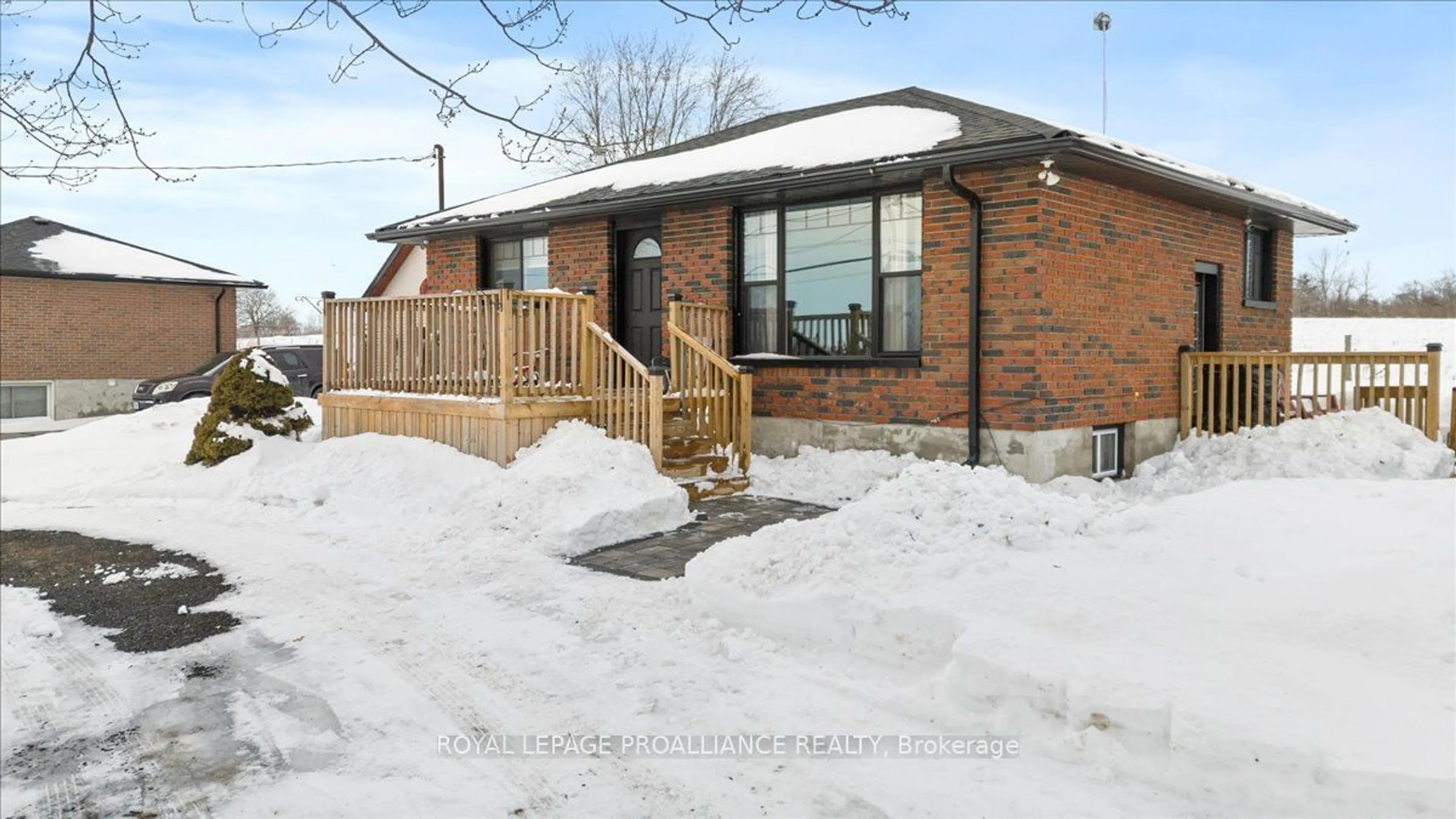 Home with brick exterior material, street for 315 Bellevue Dr, Belleville Ontario K8N 4Z5