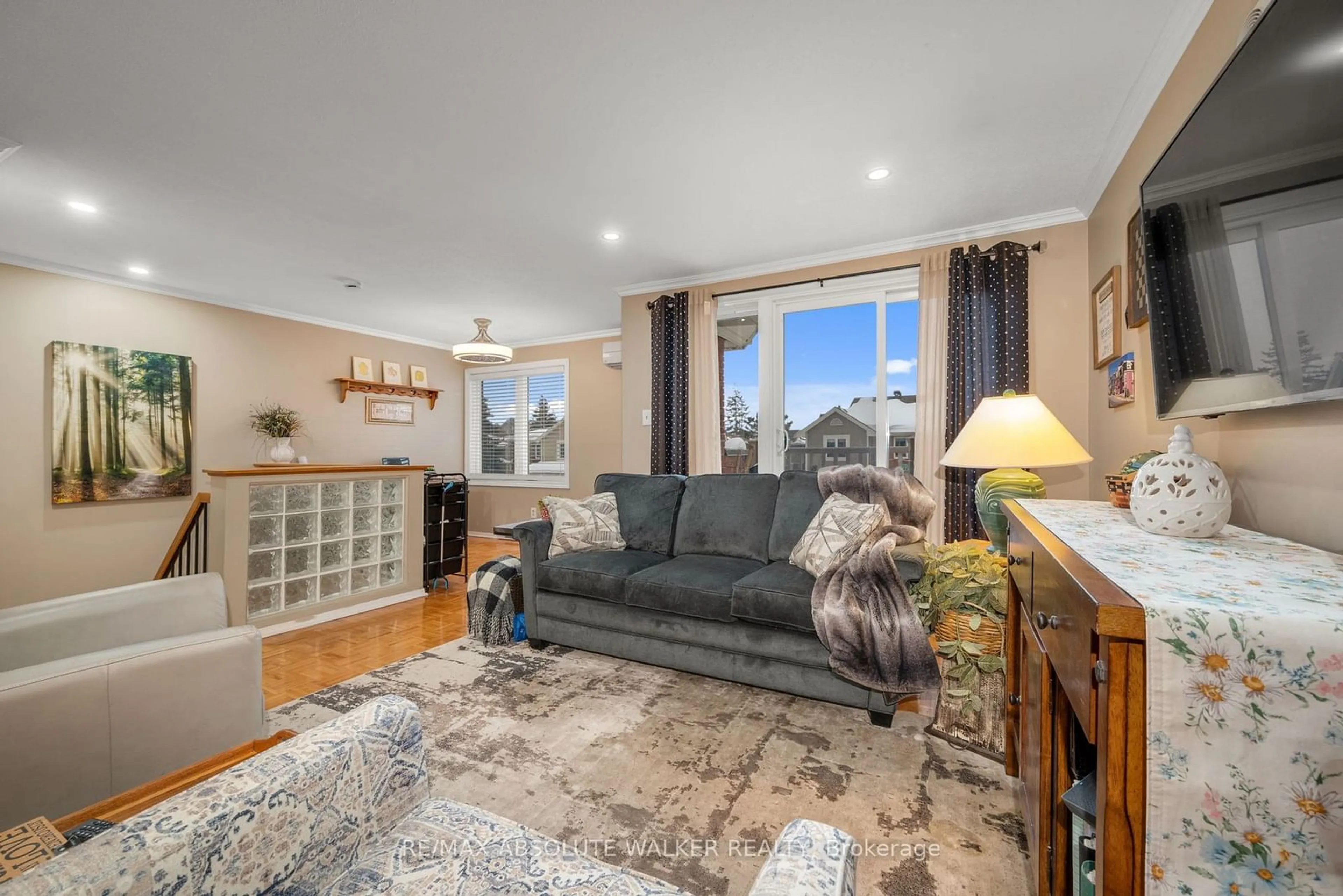 Living room with furniture, unknown for 1768 Marsala Cres #201, Orleans - Cumberland and Area Ontario K4A 2G3