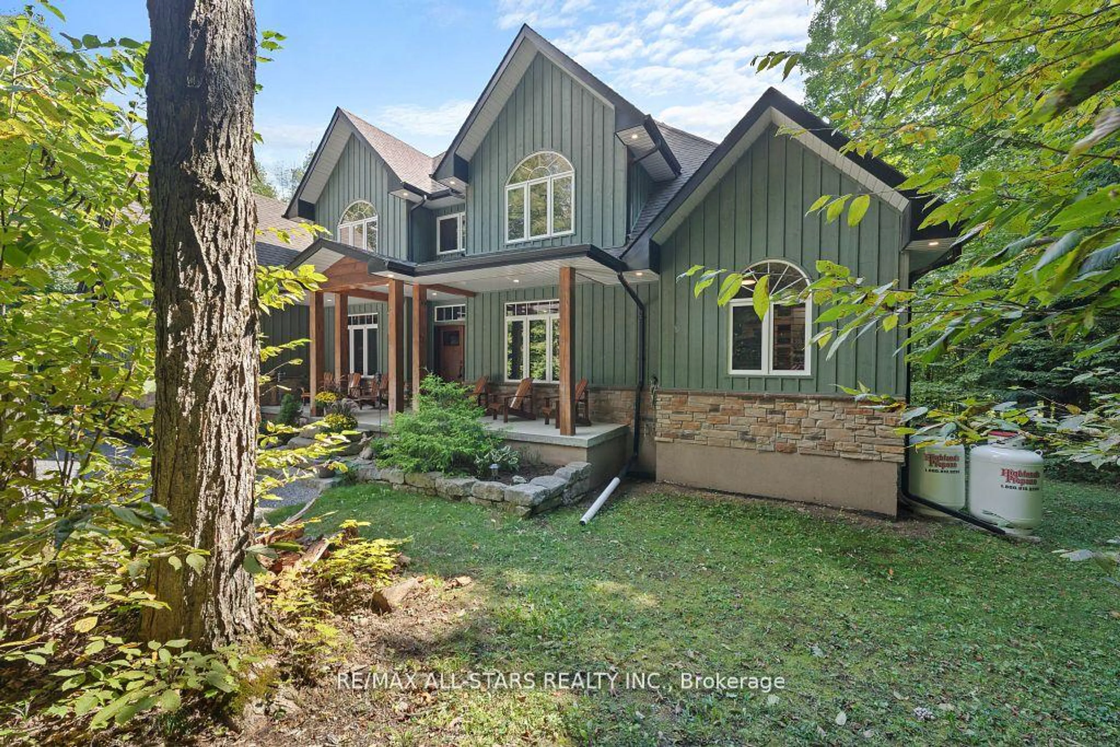 Home with brick exterior material, street for 8 Harmonious Dr, Kawartha Lakes Ontario K0M 1N0