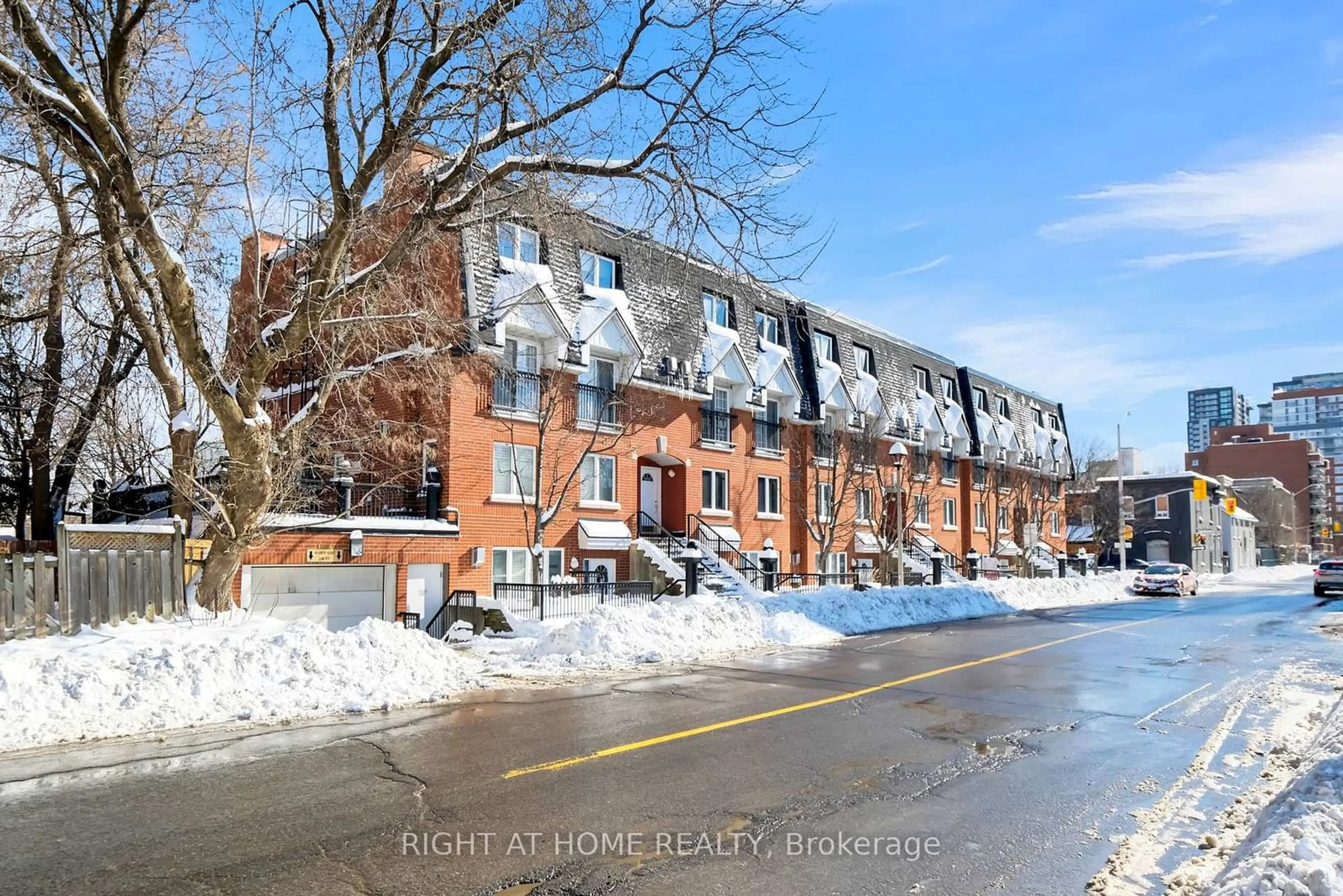 Unknown for 313 St Patrick St ##H, Lower Town - Sandy Hill Ontario K1N 5K6