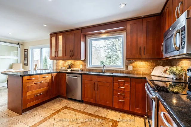 Additional property image - 13 Wildan Dr