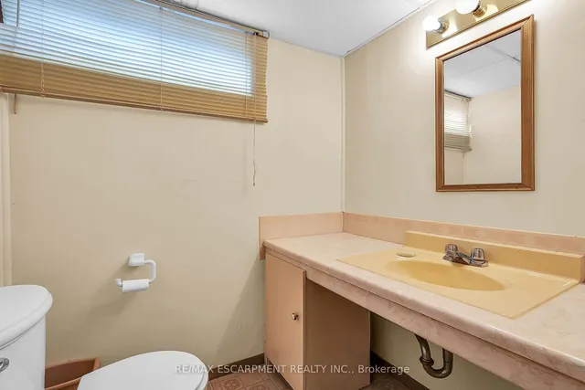 Additional property image - 41 Crane Crt