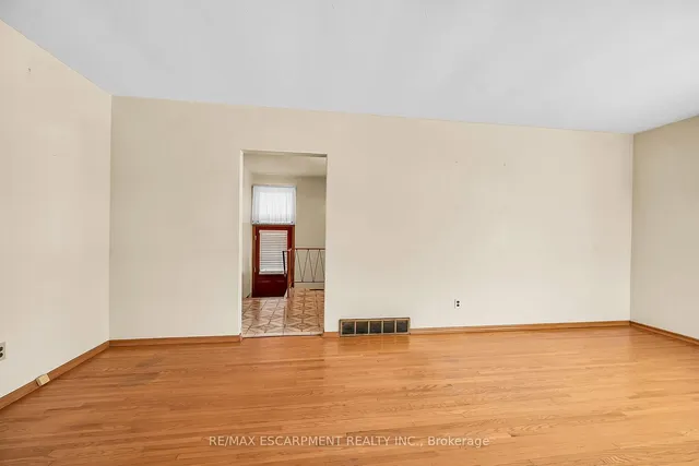 Additional property image - 41 Crane Crt