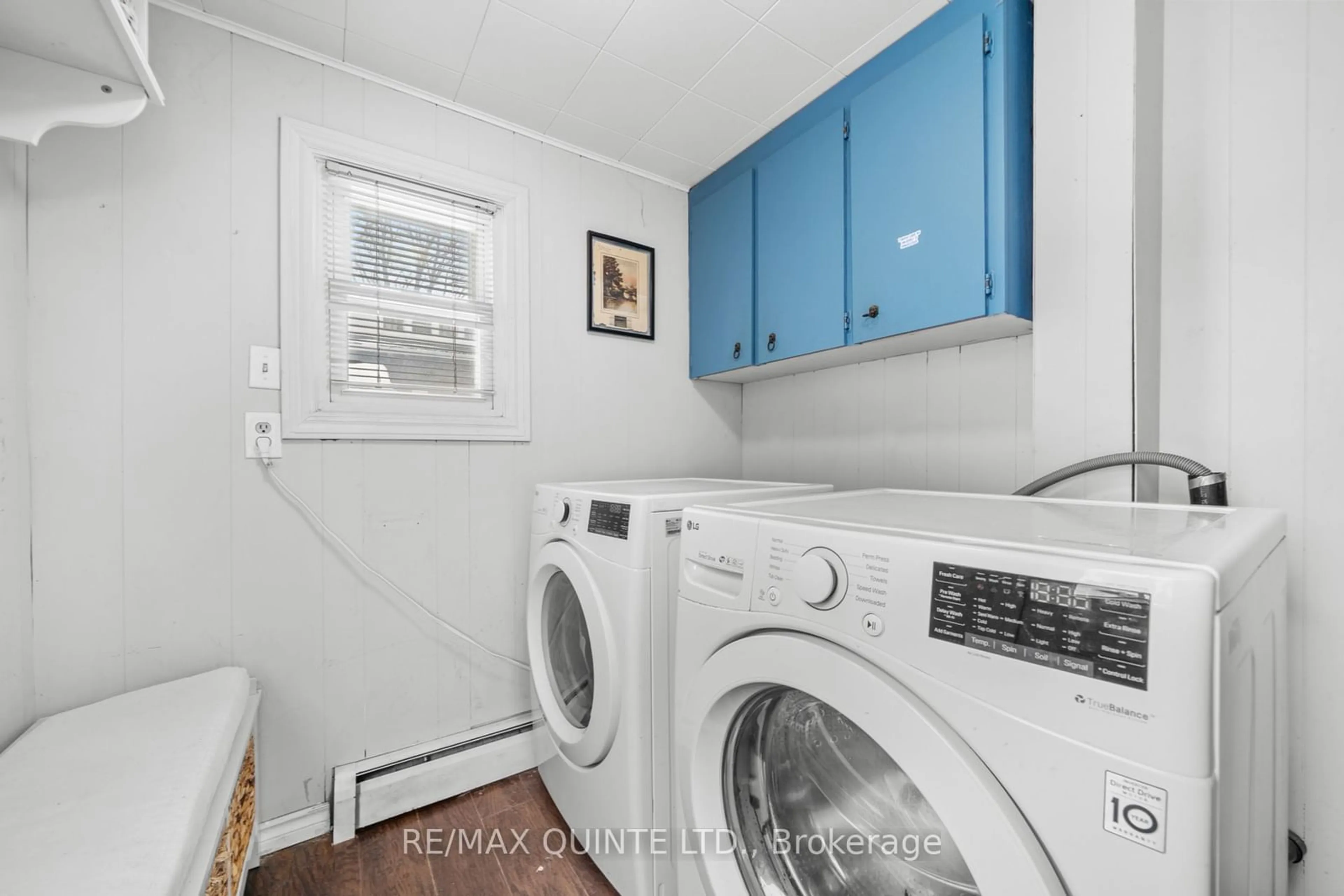 Laundry room for 48 Young St, Brighton Ontario K0K 1H0