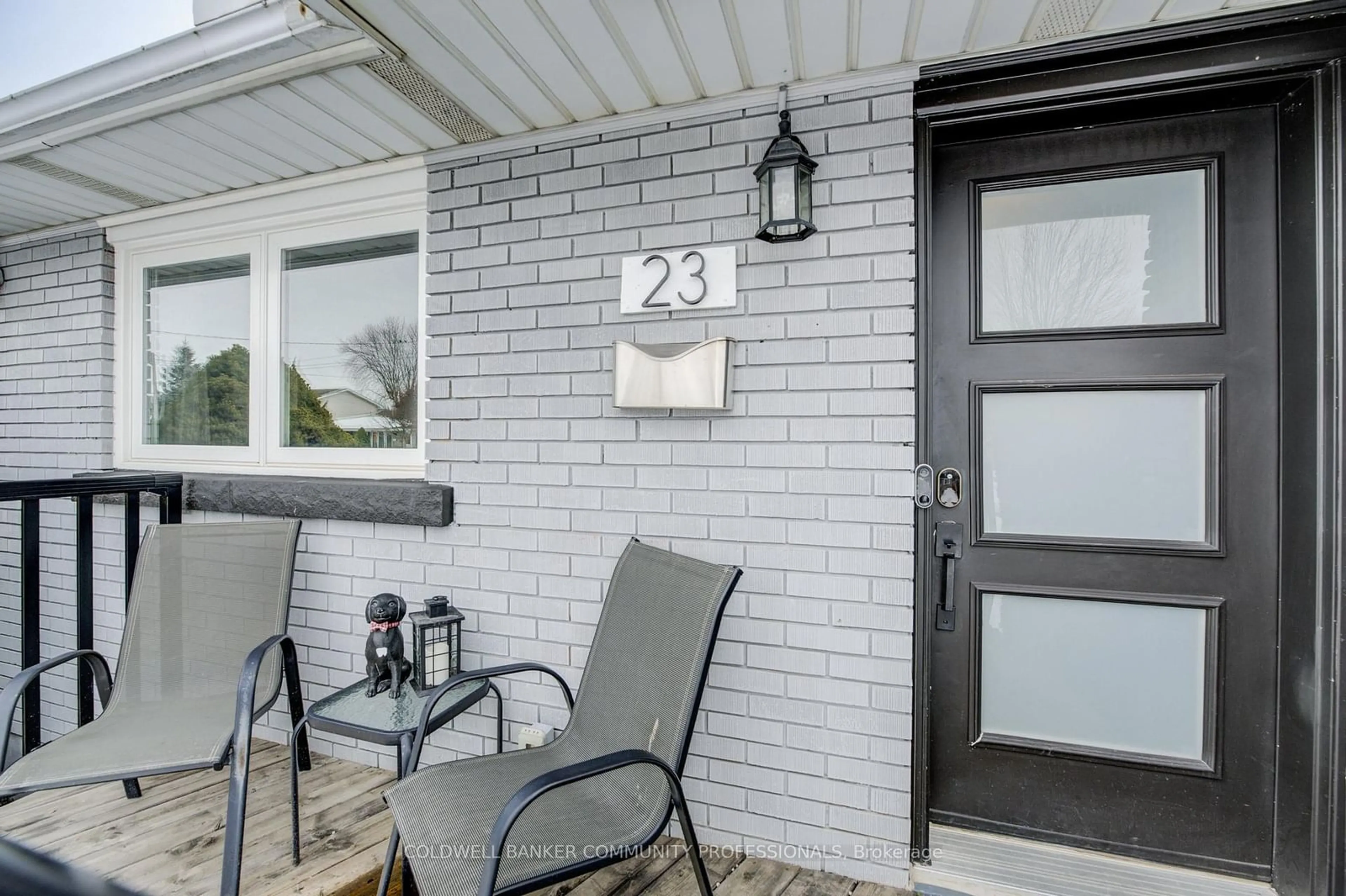 Patio, street for 23 Calvert Ave, Hamilton Ontario L8G 2K5