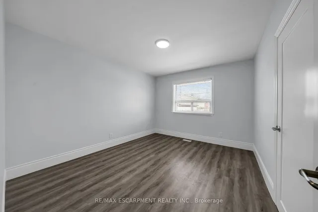 Additional property image - 8 SHYNAL Ave
