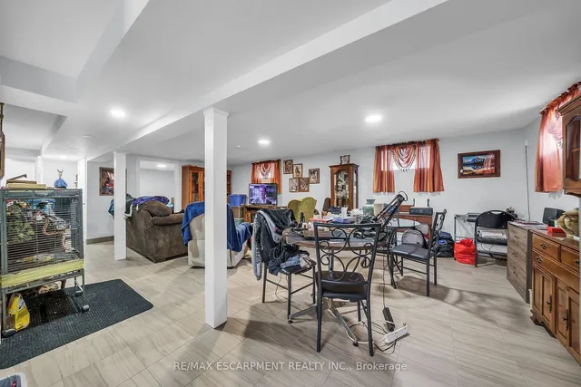 Additional property image - 8 SHYNAL Ave